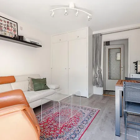 Garden & Bed Apartment *